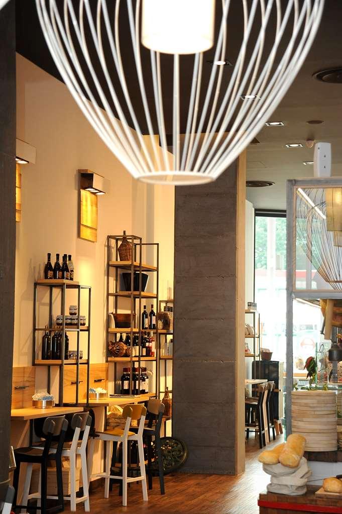 Hotel Rivarolo ริวาโรโลกานาเวเซ ร้านอาหาร รูปภาพ